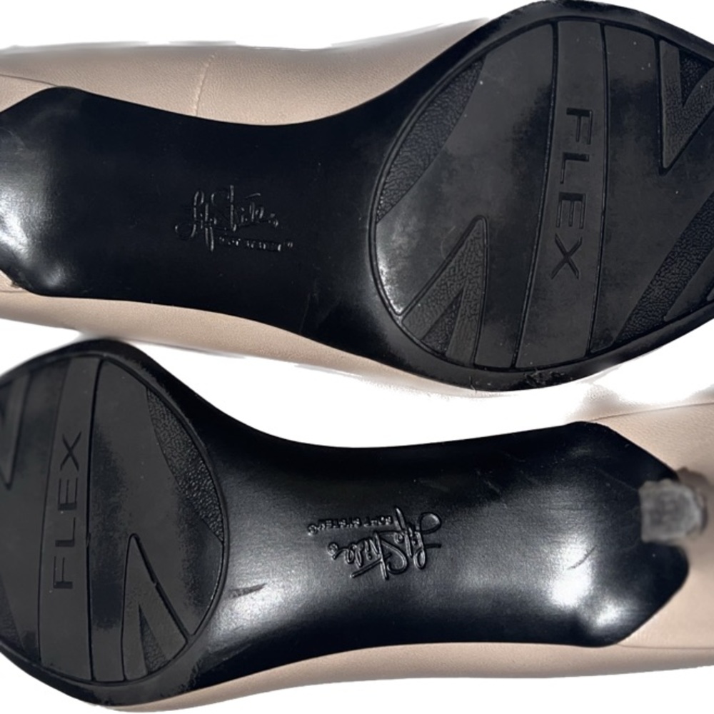 Life stride heels - Picture 3 of 3